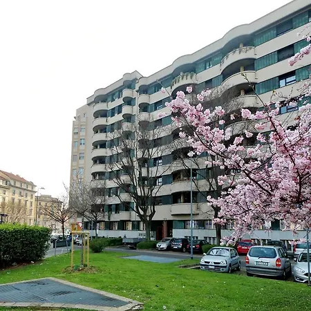 Altido Classy'n'classic Apartment Milan